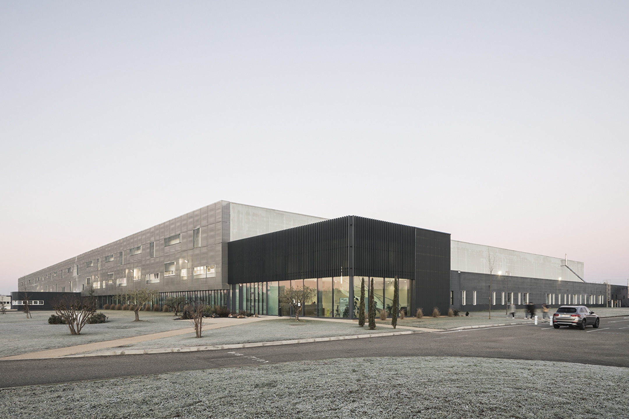 Usine et bureaux Farella - Montauban (82)